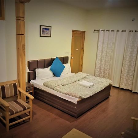 Niri-La Guest House Лех Экстерьер фото