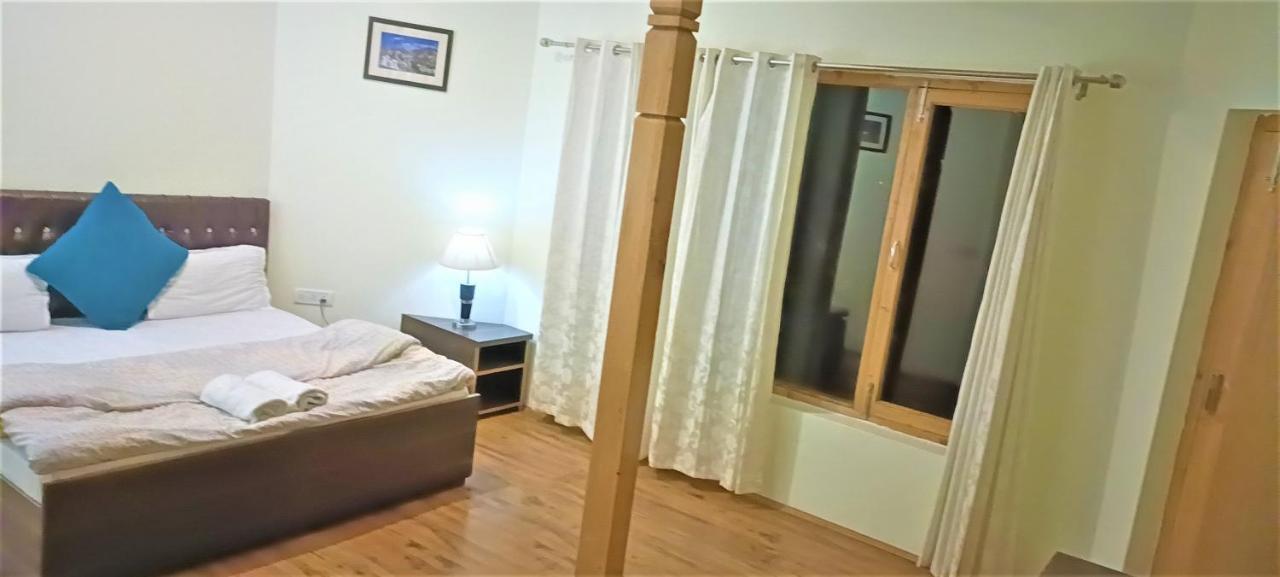 Niri-La Guest House Лех Экстерьер фото